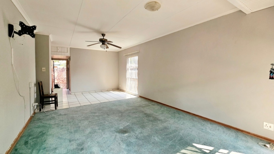 2 Bedroom Property for Sale in Westdene Free State